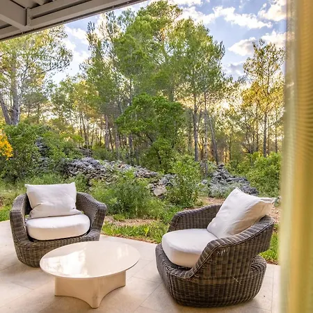 Villa Secluded Hvar 4 Bedrooms Kucno Drvo Short Walk To