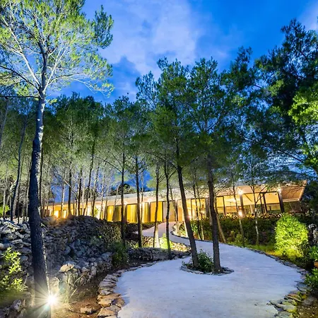 Secluded Hvar 4 Bedrooms Kucno Drvo Short Walk To